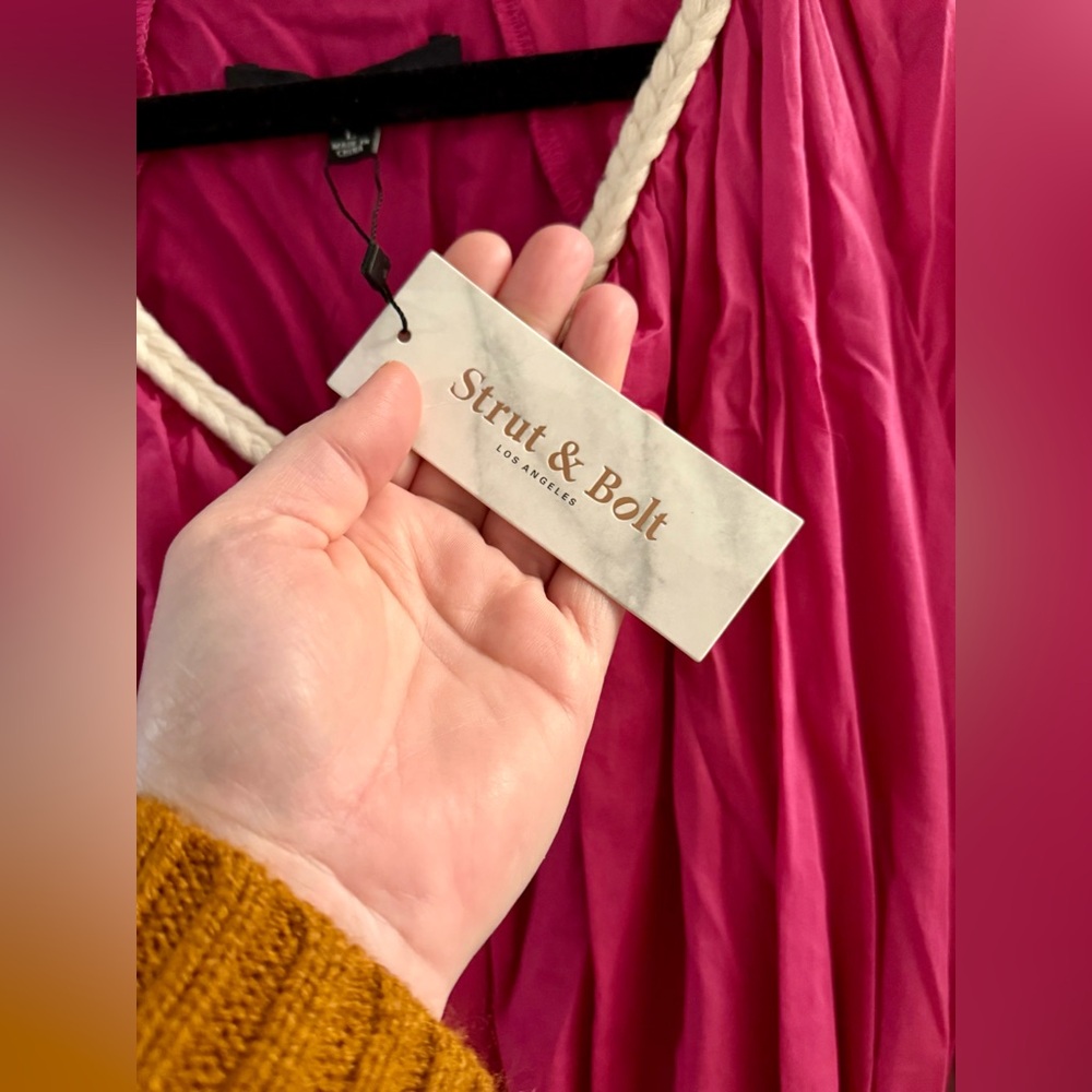 Vibrant Pink Dress with White Embroidery - Picture 3 of 4